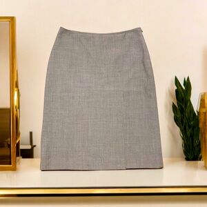 🎉HP🎉 Club Monaco plaid skirt size 8